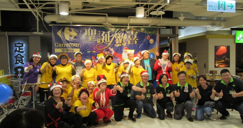 November 26 Singing of Christmas (2)