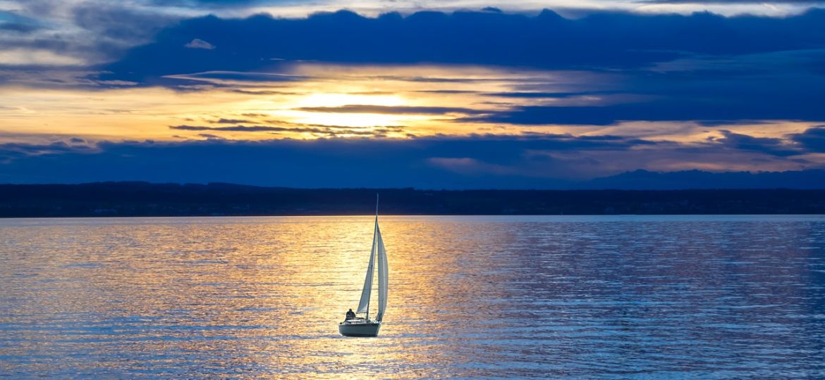 sailing-boat-596462_1280