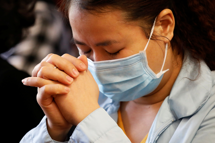 20200226T0748-34383-CNS-ASH-WEDNESDAY-VIETNAM.jpg