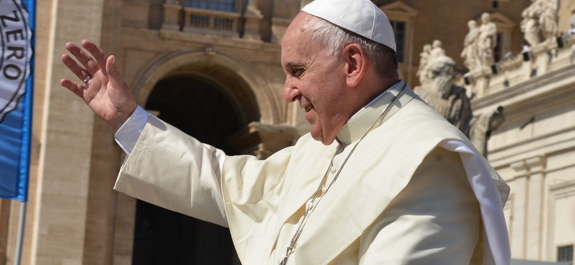 pope-5519251_1280